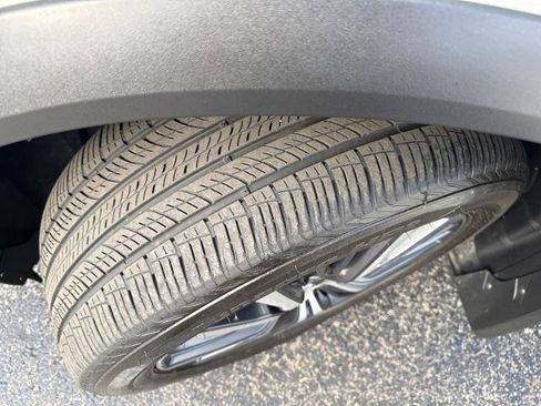 Certified 2025 INFINITI QX60 Sensory image 28