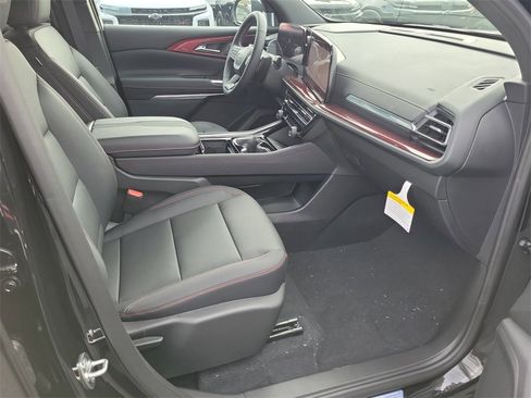 New 2026 Chevrolet Traverse Z71 image 13