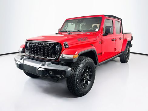 Used 2024 Jeep Gladiator Sport AWD/4WD image 3
