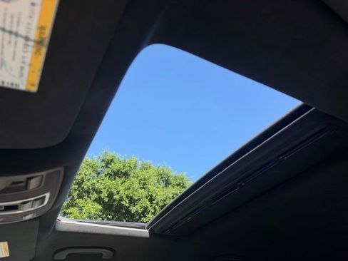 Used 2018 Mercedes-Benz GLE 350 w/ Premium 3 Package image 16