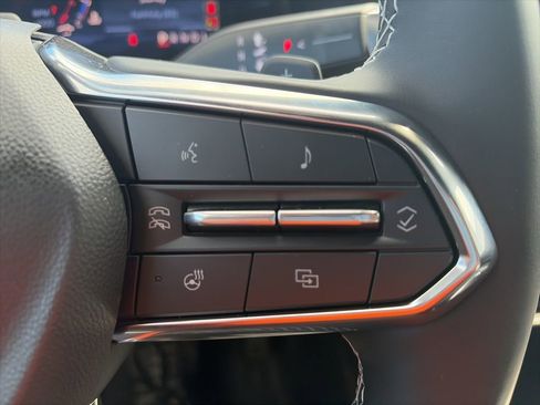 Used 2024 Chevrolet Traverse Z71 w/ Enhanced Driving Package AWD/4WD image 17