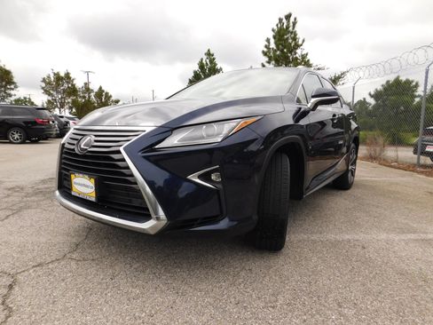 Used 2019 Lexus RX 350 AWD w/ Navigation Package image 4