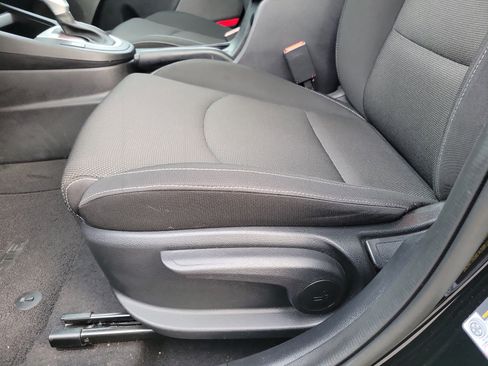 Used 2024 Kia Forte LXS w/ LXS Technology Package image 16