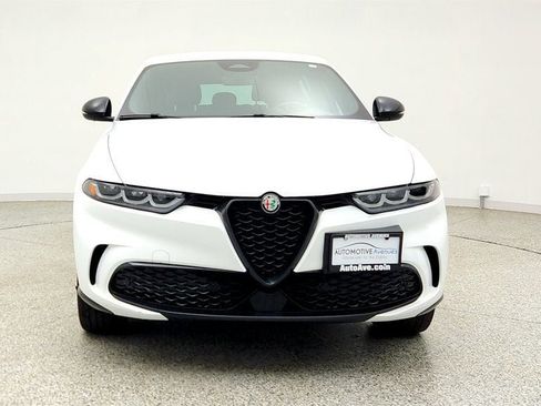 Used 2024 Alfa Romeo Tonale Veloce AWD/4WD image 2