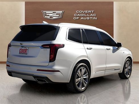 Certified 2024 Cadillac XT6 Premium Luxury w/ Technology Package image 4