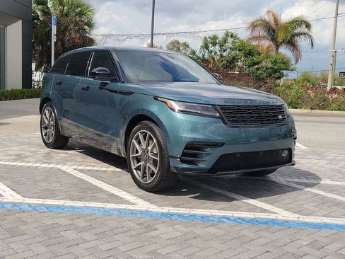New 2026 Land Rover Range Rover Velar Dynamic SE image 7