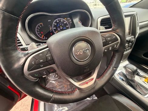 Used 2017 Jeep Grand Cherokee Trailhawk w/ Trailhawk Luxury Group image 14