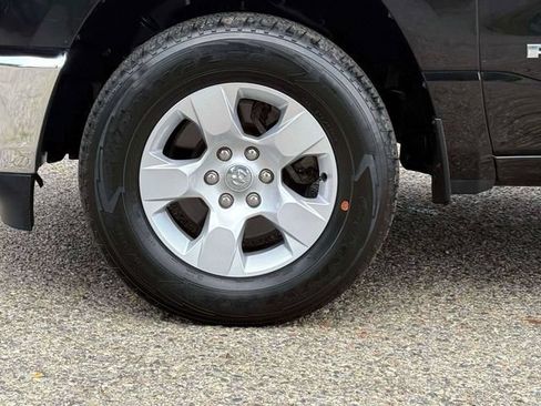 Used 2023 RAM 1500 Big Horn AWD/4WD image 9