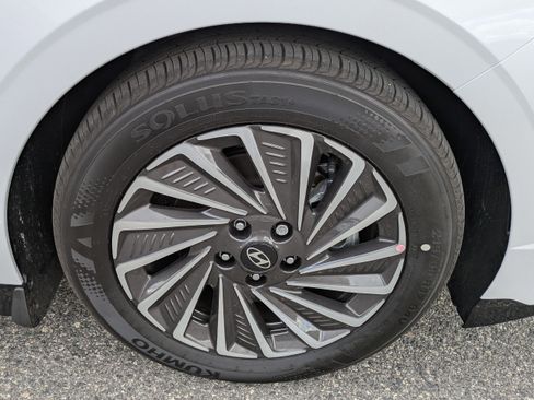 New 2025 Hyundai Sonata SEL image 14