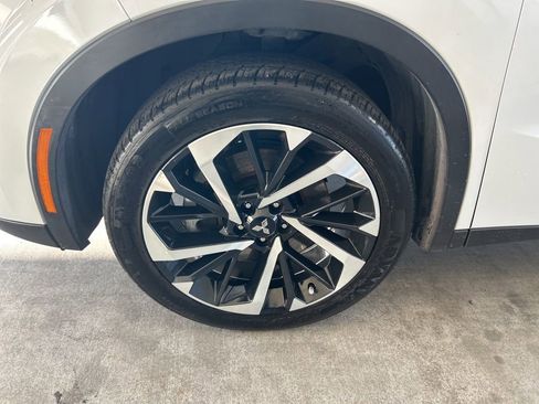 Used 2022 Mitsubishi Outlander ES image 13