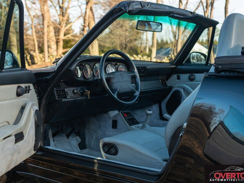 Used 1995 Porsche 911 Carrera RWD image 11
