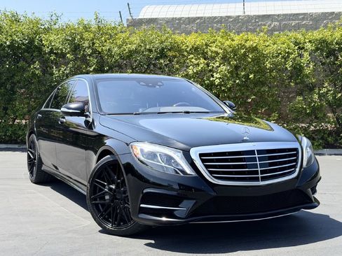 Used 2015 Mercedes-Benz S 550 Sedan image 3