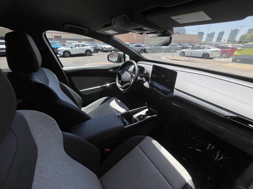 Used 2023 Volkswagen ID.4 Pro RWD image 23