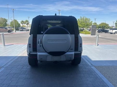 Used 2020 Land Rover Defender 110 HSE image 6