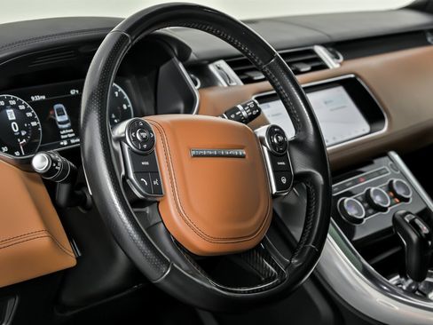 Used 2017 Land Rover Range Rover Sport SVR image 27