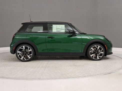 New 2026 MINI Cooper 2-Door Hardtop FWD image 6