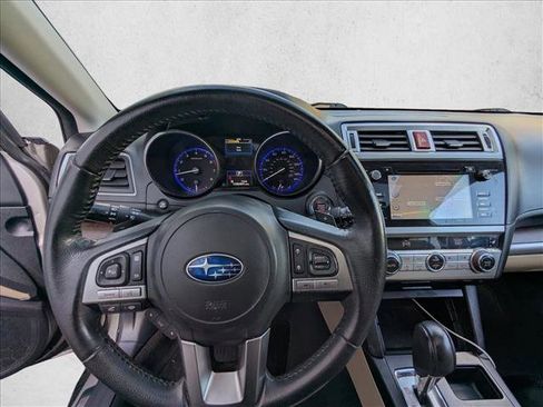 Used 2017 Subaru Outback 2.5i Limited image 13
