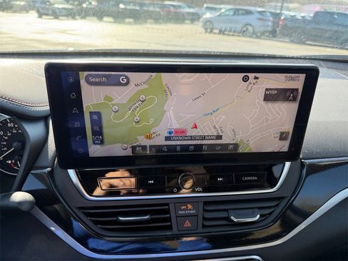 Used 2024 Nissan Altima 2.5 SR w/ SR Premium Package image 16