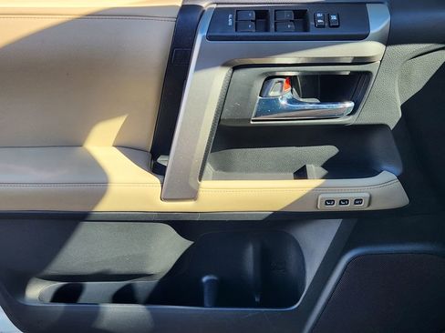 Used 2018 Toyota 4Runner Limited image 21