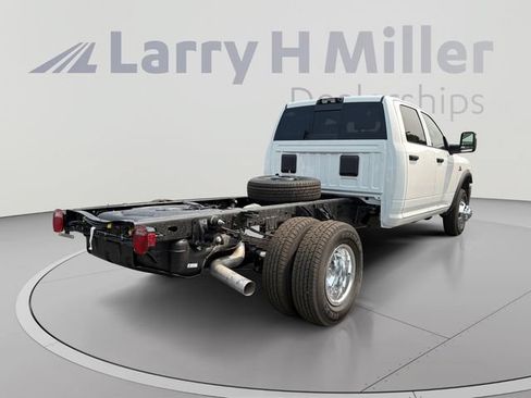 New 2026 RAM 3500 Tradesman AWD/4WD image 5