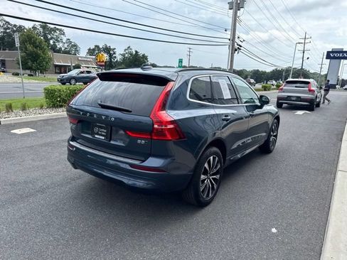 Certified 2023 Volvo XC60 B5 Core w/ Climate Package AWD/4WD image 5