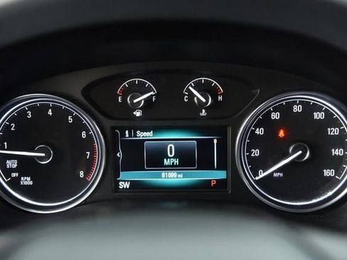 Used 2019 Buick Enclave Essence FWD image 12