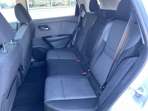 Used 2021 Nissan Rogue SV image 35