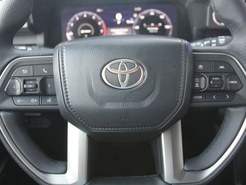 Used 2026 Toyota 4Runner 4WD image 30