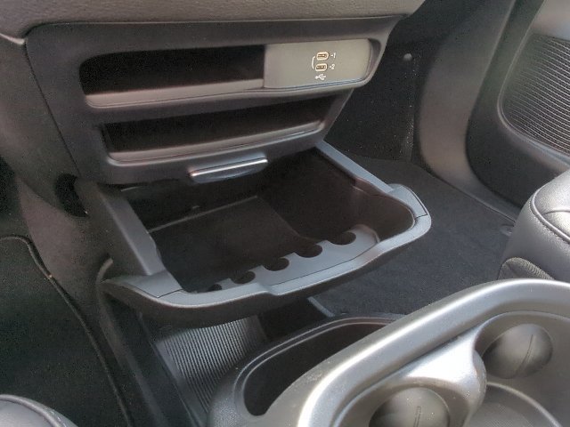 New 2026 Chrysler Pacifica Select FWD image 18