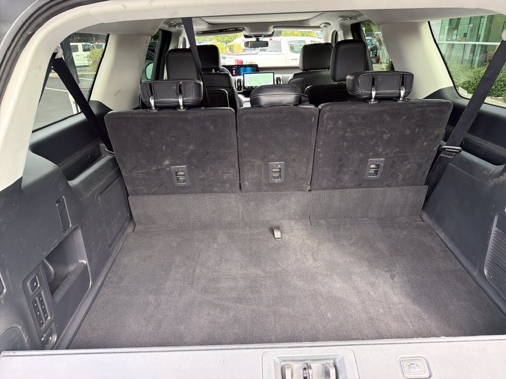 Used 2025 Ford Expedition Max Platinum AWD/4WD image 22