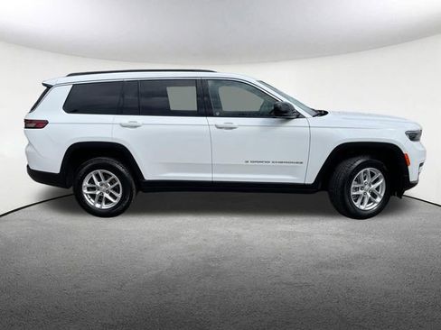 Used 2025 Jeep Grand Cherokee L Laredo AWD/4WD image 17
