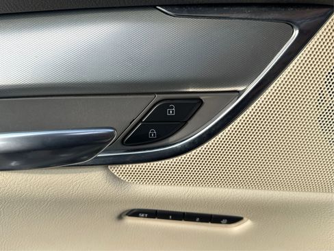 Used 2019 Cadillac XT5 Luxury image 44