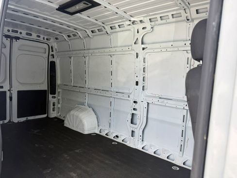Used 2023 RAM ProMaster 3500 w/ Driver Convenience Group FWD image 24