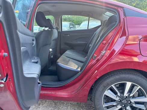 Used 2025 Nissan Versa SV FWD image 23
