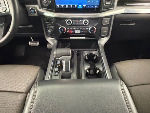 Used 2025 Ford F150 Lariat w/ FX4 Off-Road Package image 16