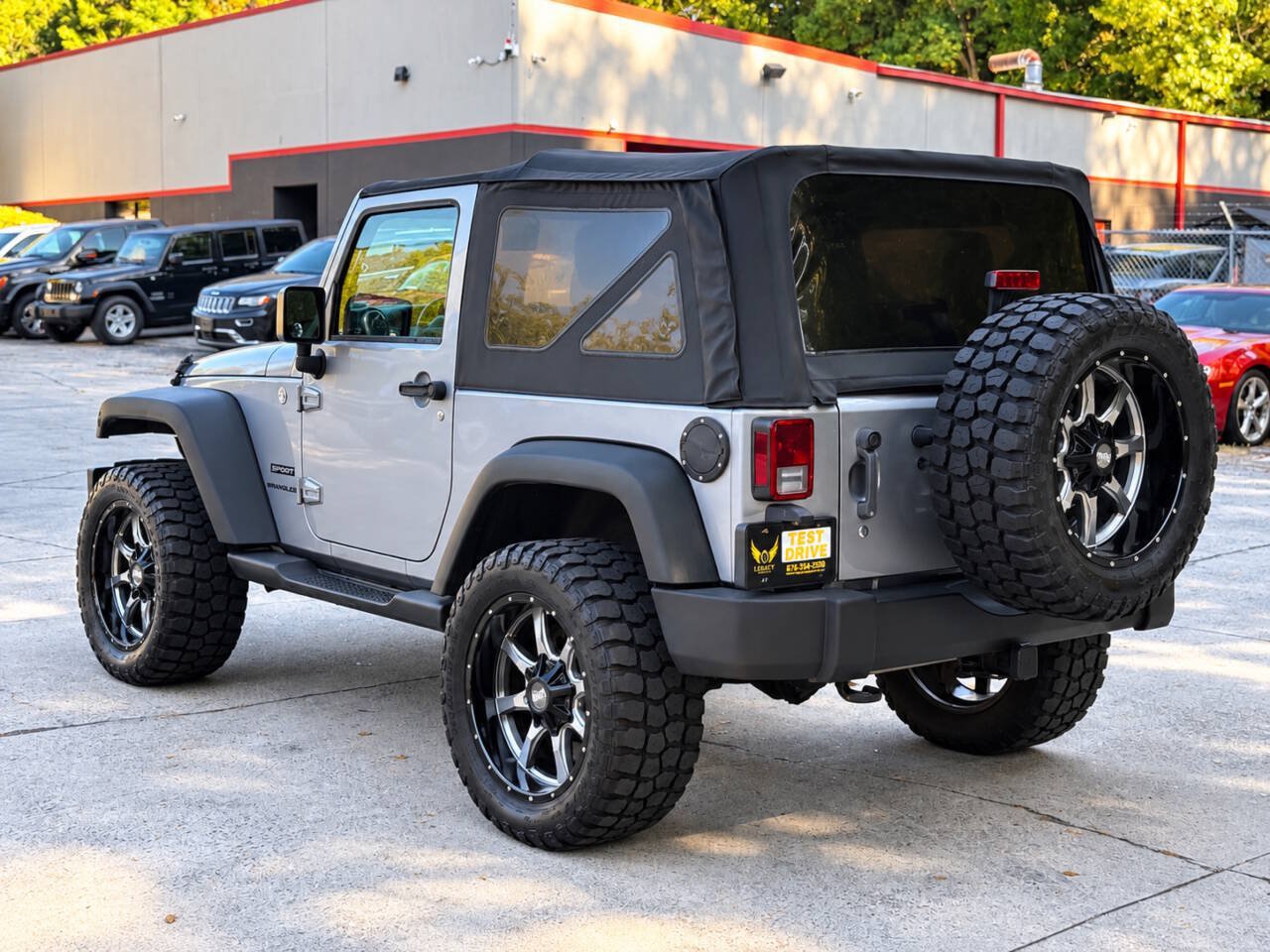 Used 2015 Jeep Wrangler Sport AWD/4WD image 31