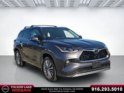 Used 2021 Toyota Highlander Platinum