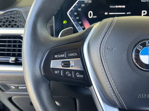Used 2024 BMW X5 xDrive40i w/ Premium Package AWD/4WD image 10