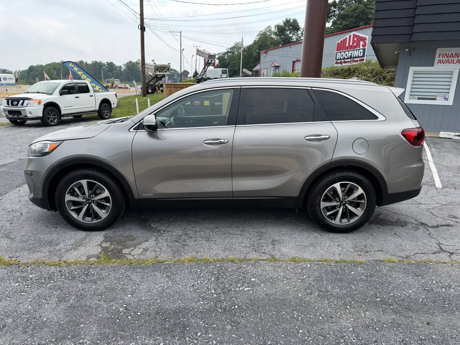 Used 2019 Kia Sorento EX AWD/4WD image 2