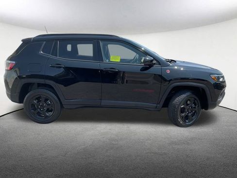 Used 2023 Jeep Compass Trailhawk image 17