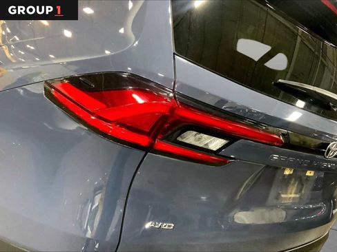 Certified 2024 Toyota Grand Highlander AWD image 29