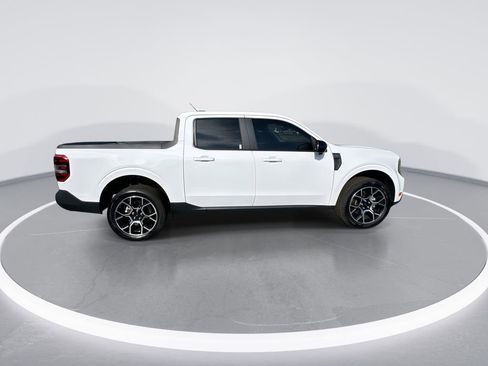 Used 2025 Ford Maverick Lariat AWD/4WD image 9