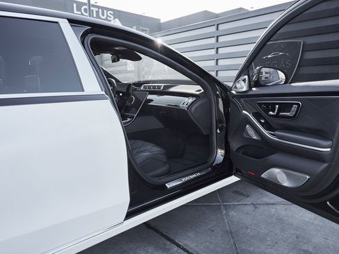 Used 2023 Mercedes-Benz Maybach S 680 4MATIC image 21