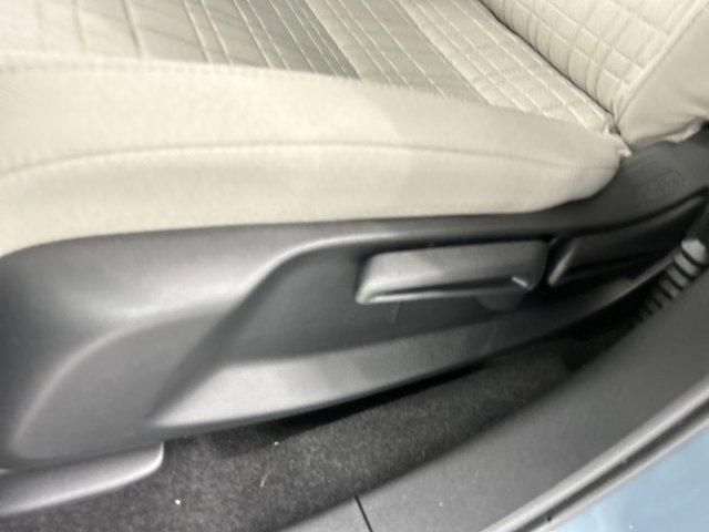 Used 2026 Honda HR-V LX image 19