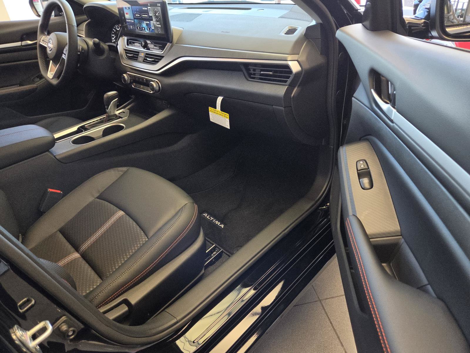 New 2026 Nissan Altima 2.5 SR FWD image 11