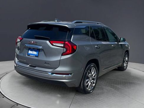 Used 2023 GMC Terrain Denali AWD/4WD image 5