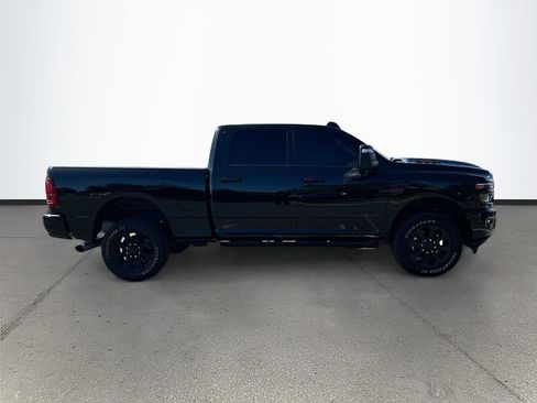 Used 2025 RAM 2500 Laramie image 8