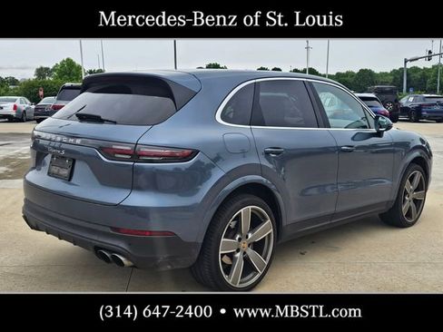 Used 2019 Porsche Cayenne S AWD/4WD image 3