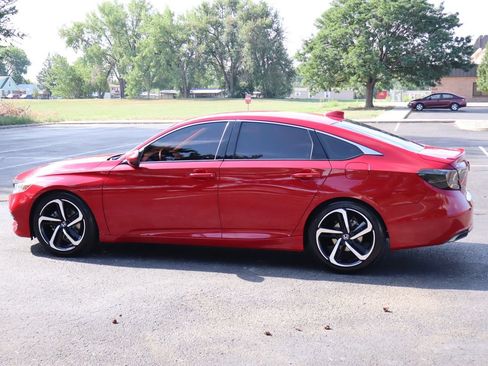 Used 2019 Honda Accord Sport image 8