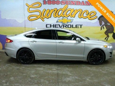Used 2019 Ford Fusion Titanium image 1